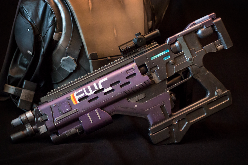 Illustration for article titled An Incredible Collection Of Replica Destiny Weapons